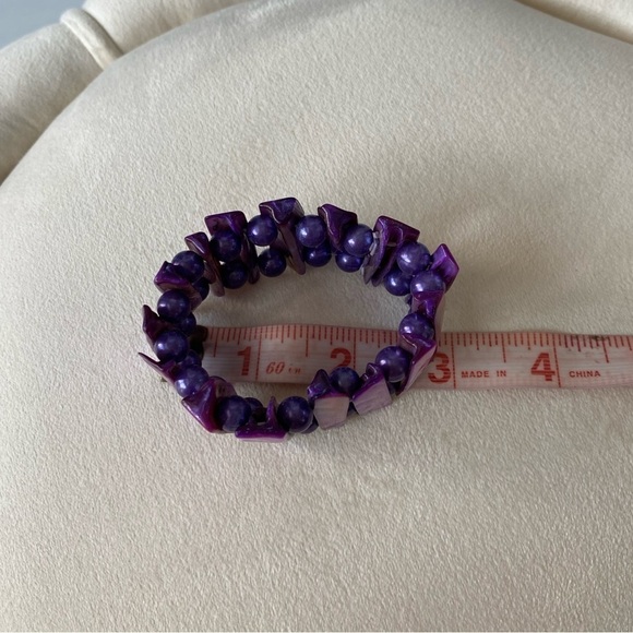 Purple Iridescent beaded thick statement bracelet - Picture 8 of 9